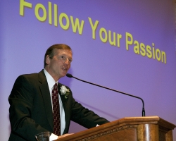 Jeffrey H. Dyer addresses the crowd after accepting the 2010 Outstanding Faculty Award. 